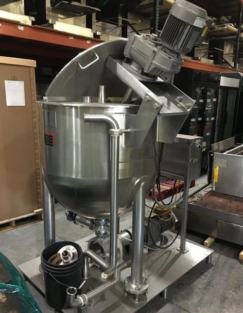 Lee 100 Gallon Single Action Mixing Kettle with Pump (not jacketed)