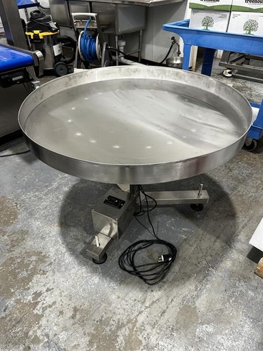 [85113] 39" Diameter Stainless Steel Accumulating Table