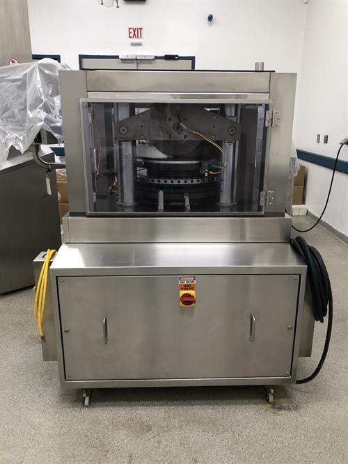 Manesty model Novapress 1, 51 station tablet press