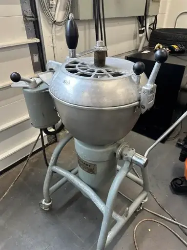 [85605] Hobart VCM-25 25 Quart Aluminum Cutter/Mixer