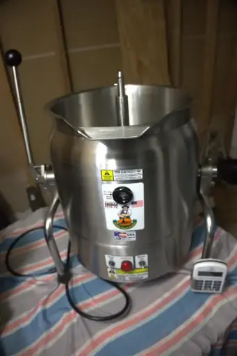 [85721] Savage 0937-50 5-Gallon SS Electric Fudge Mixing Kettle