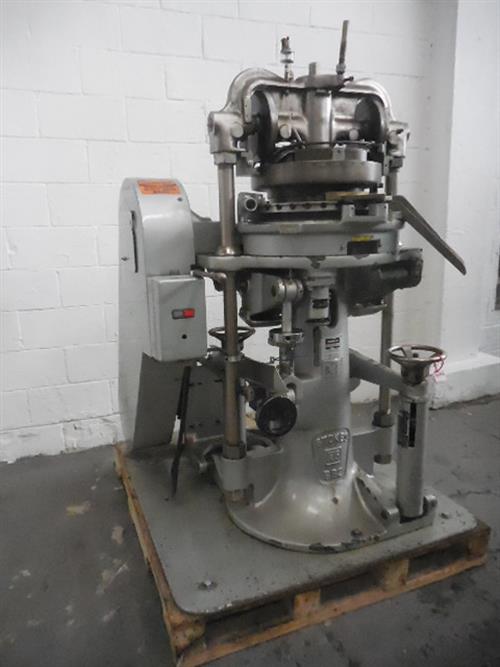 Stokes BB2 35-Station Rotary Tab Press -