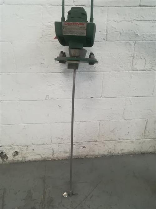 Lightnin' XDA-33 agitator