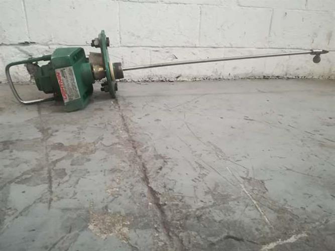 Lightnin' XDA-33 agitator