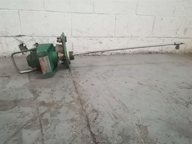 Lightnin' XDA-33 agitator