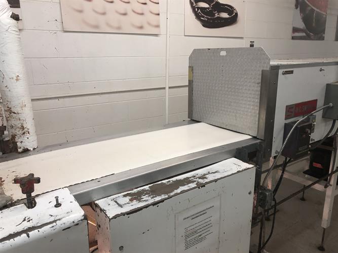 Smith 16" Enrobing Line