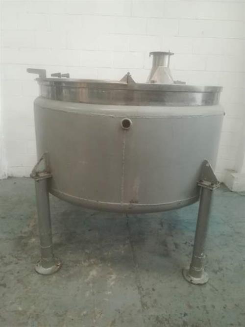 Stainless steel  331 gallon jacketed  cooking &amp; mixing kettle
