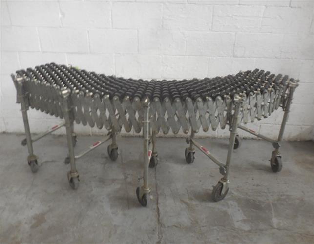 Carbon steel accordion  type roller conveyor