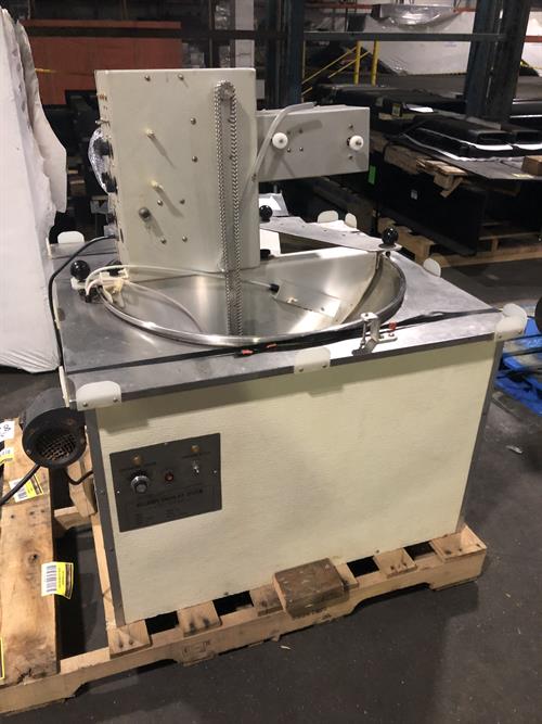 Hilliard 600lb/day Tempering Melter