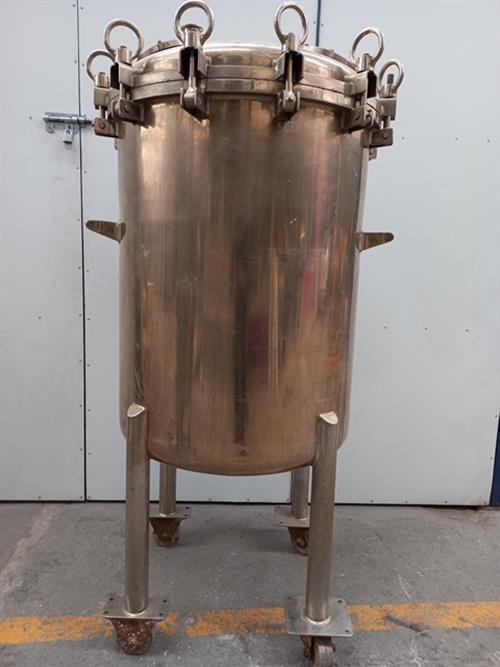 Stainless steel  78 gallon pressure tank