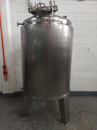 [M11298] Stainless steel  264 gallon jacketed  closed tank