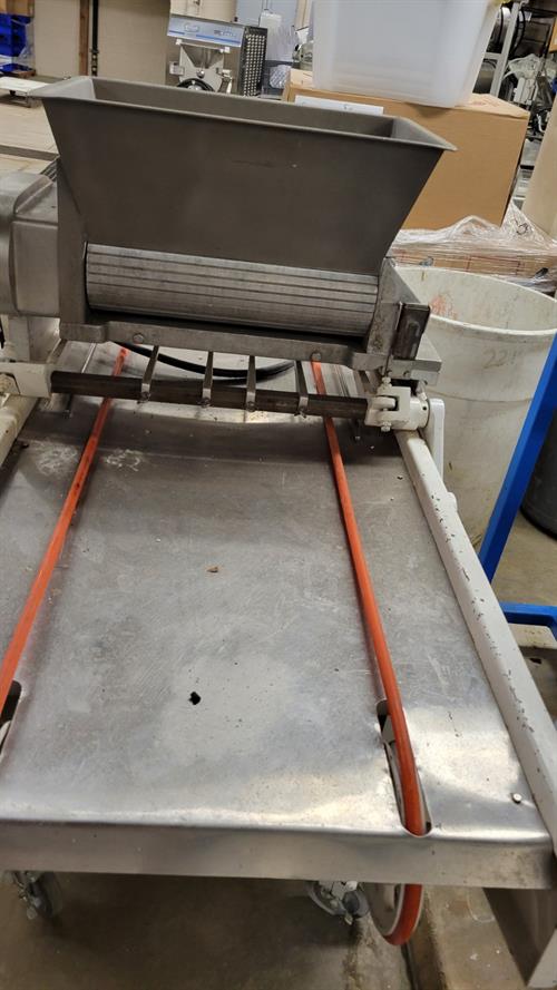 Champion 18" Wire Cut Extruder
