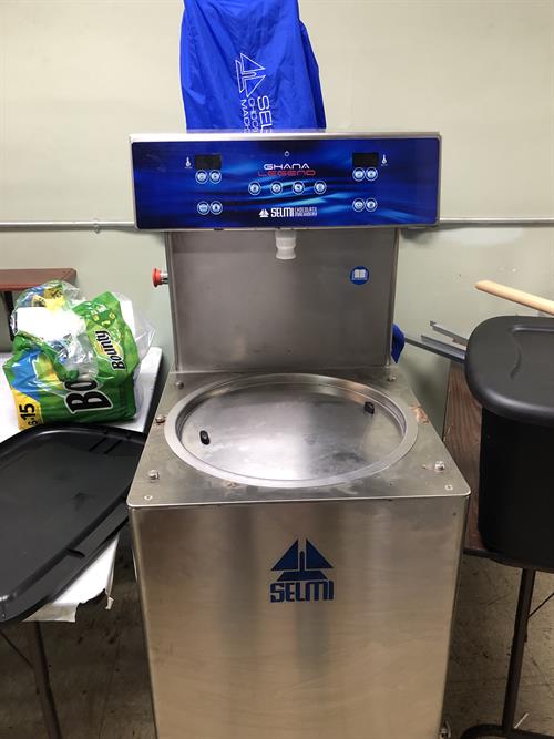 Selmi Ghana Legend 24 kg Tempering Machine with R200 enrobing ...