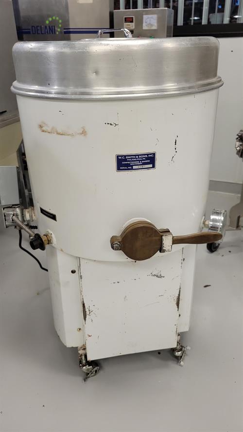 WC Smith 100lb Chocolate Melter