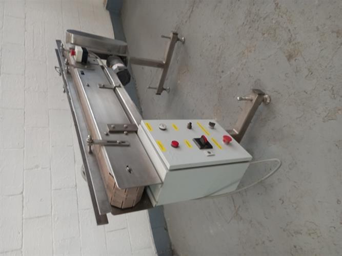 New stainless steel conveyor