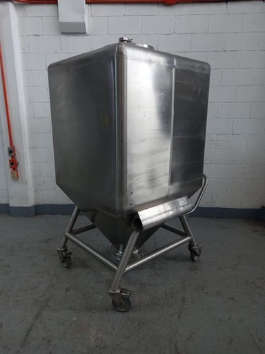 [84262] Stainless steel 264 gallon bin mixer