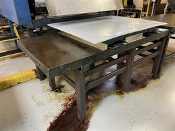 [84273] Thomas Mills 3 x 6 Ft Steel Water Cooled Table