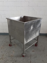 [M11415] Stainless steel 132 gallon square tank