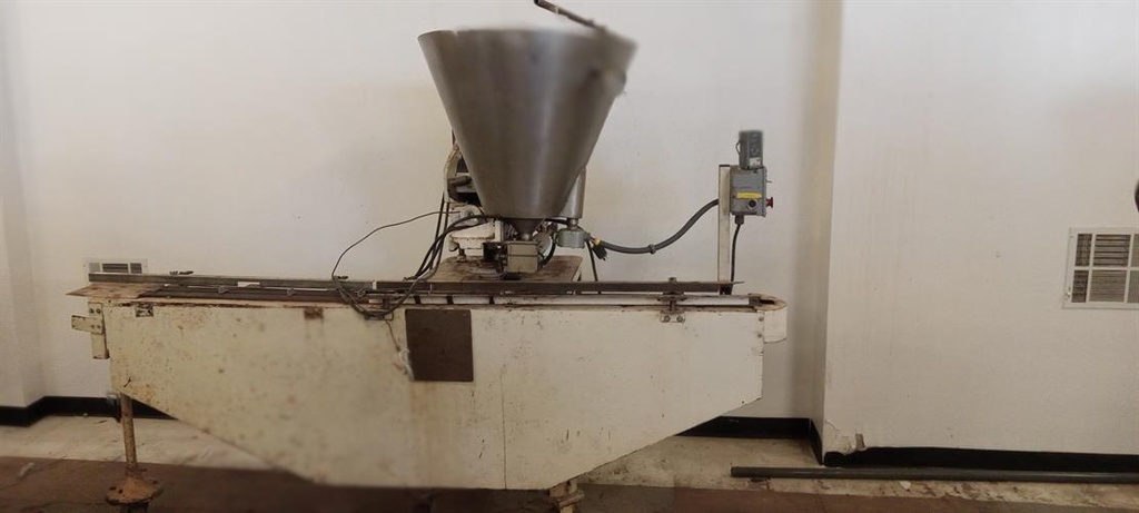 Elgin Single Piston Fudge Filler