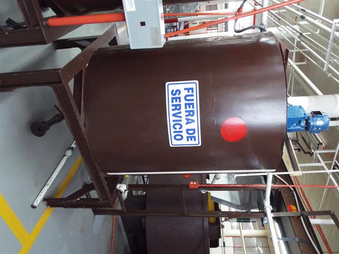 2,000 Liter Carbon Steel Mixing Tank