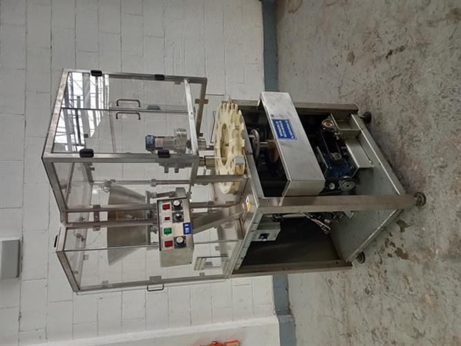 De Vecchi automatic   stainless steel capper