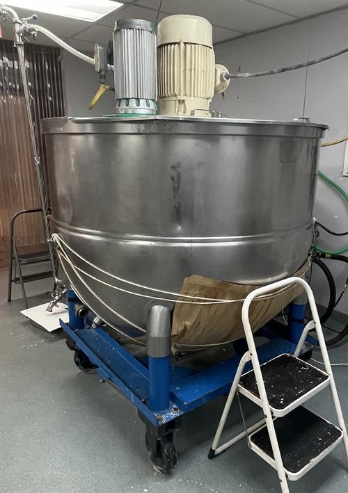 Groen 300 Gallon Stainless Steel Jacketed Kettle with High Shear and Prop Mixers