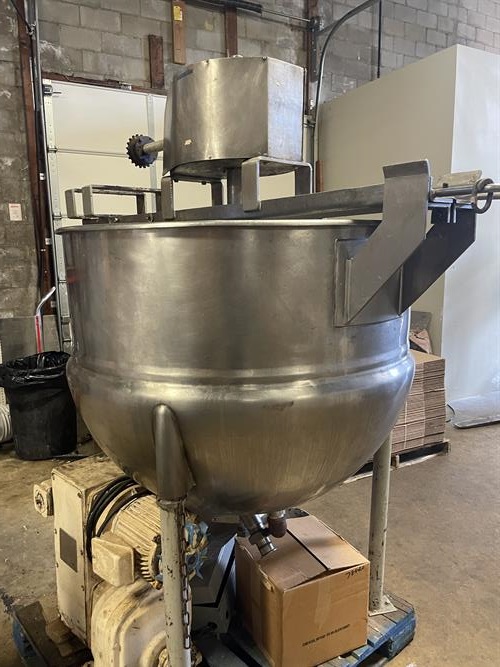 Lee 150 Gallon Stainless Steel and Jacketed Double Action Cooking and Mixing Kettle