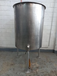 [M11455] Stainless steel 242 gallon tank