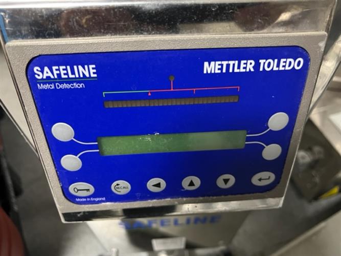 Mettler Toledo Safeline model PRO25 stainless steel metal detector for tablets