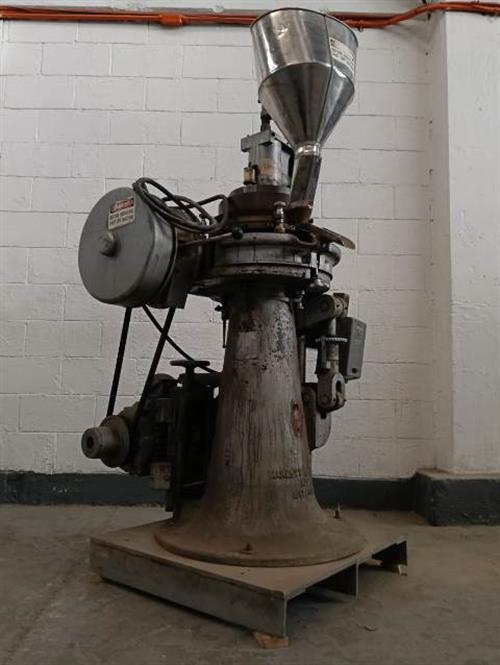 Manesty model D3A 16 station tablet press