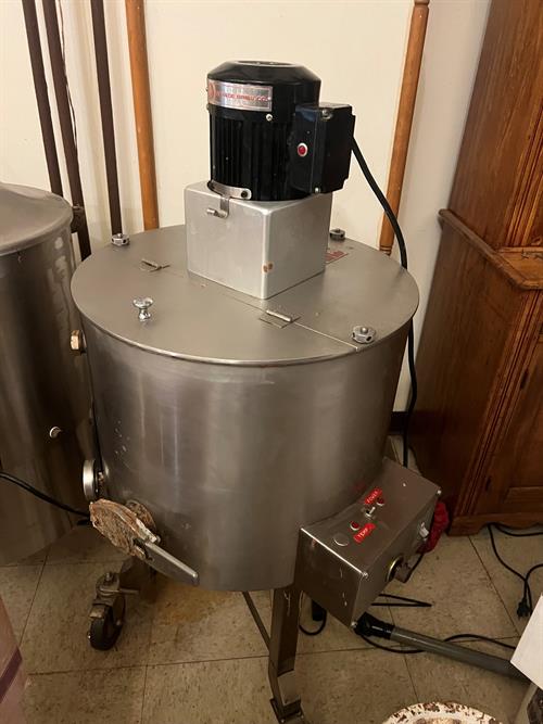 Savage 125-lb Stainless Steel Chocolate Melter