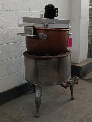[M11521] Savage #20 Gas Stove with Copper Kettle and Portable Agitator