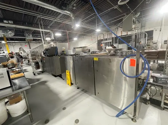 Imperial 300 One Shot/Solid Chocolate Moulding Plant