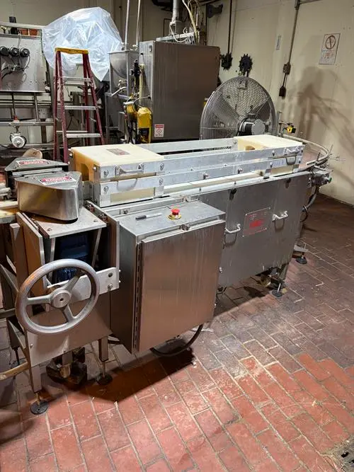 Carleton Helical Technologies Ionized Air Rinser