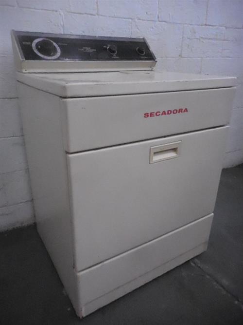 Whirlpool model LRGR7646AN0 dryer.