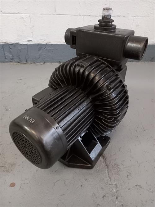 Rietschle Model SKG275-2V.02 Vacuum Pump