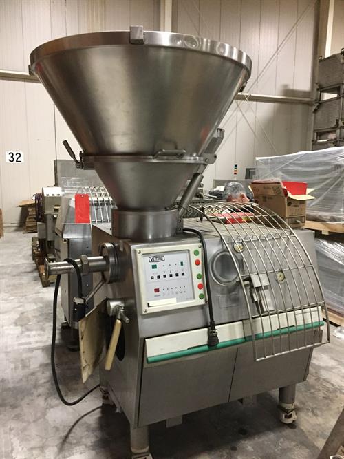 Vemag Model Robot HP15S Vacuum Stuffer with Portion Control