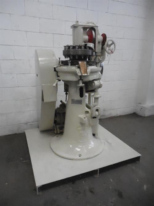 STOKES MODEL 900-515-3, SERIAL NUMBER T661185