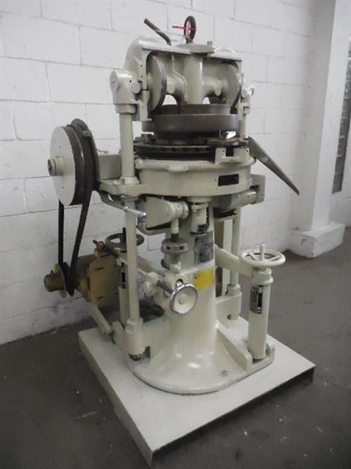 STOKES MODEL BB2, SERIAL NUMBER T664876