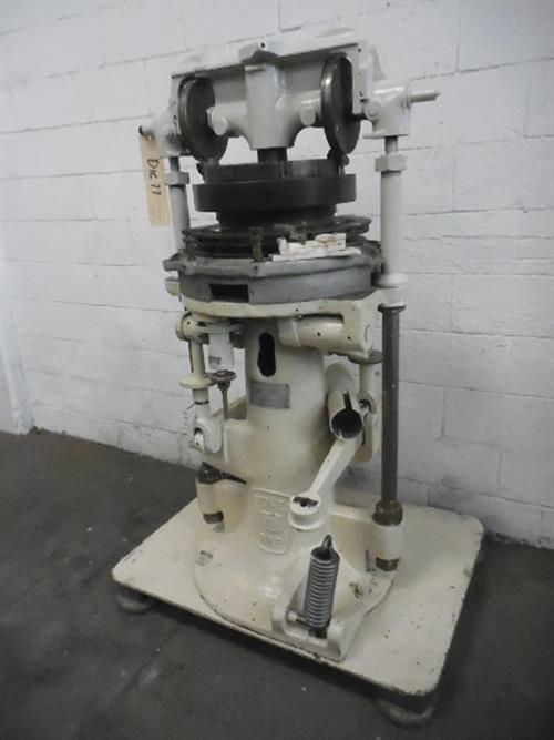 STOKES BB2, 27-STATION TABLET PRESS