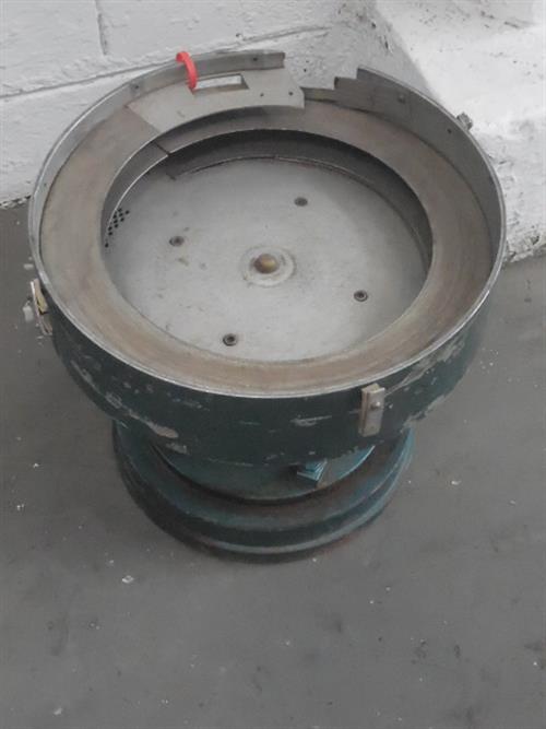 Electronica VPR model 1318 vibratory Cap Feeder
