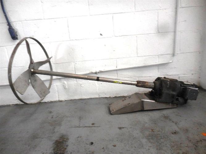 EW-Usocome model 3WD71D1 portable mixer.