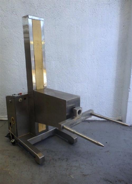 CIMA model NTY-150 stainlees steel elevator.