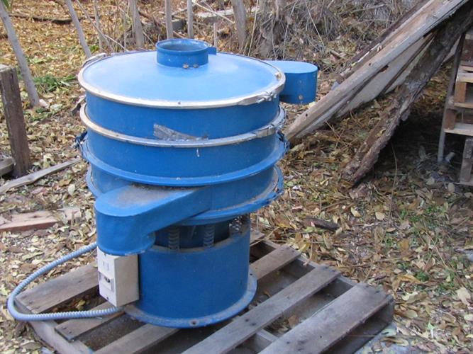 Sweco 24" double deck sifter
