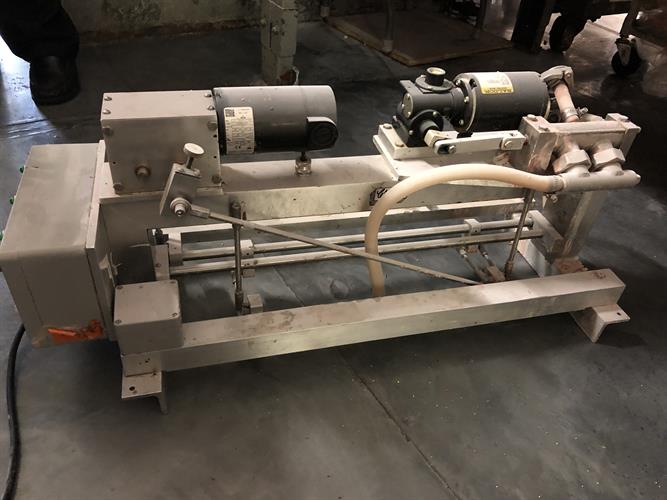 Woody 24” Double Loop Stringer with Pump
