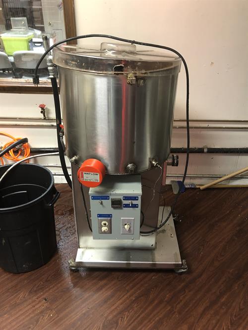 Chocolate Concepts 200-lb Stainless Steel Melter 