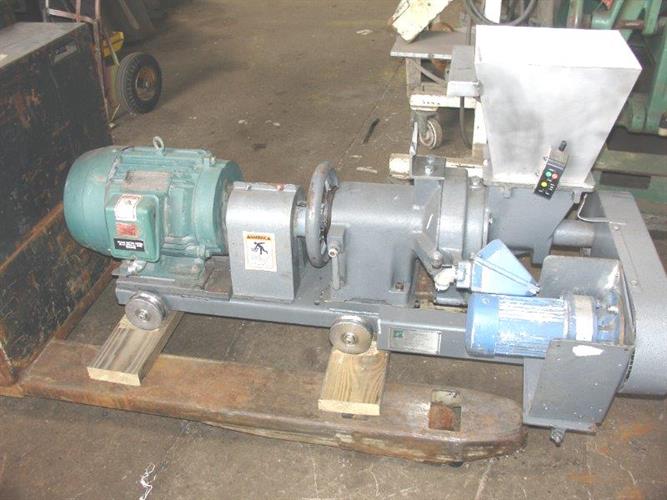 Bauer 148 8" Diameter Peanut Butter Mill