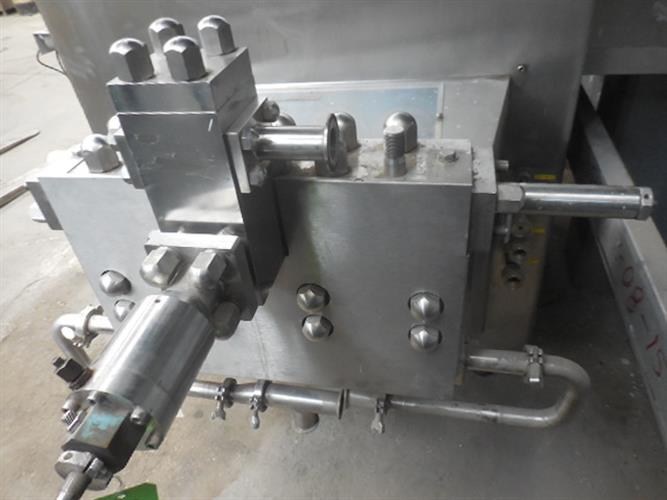 APV Rannie model BT-30-119H 3-piston Stainless Steel Homogenizer