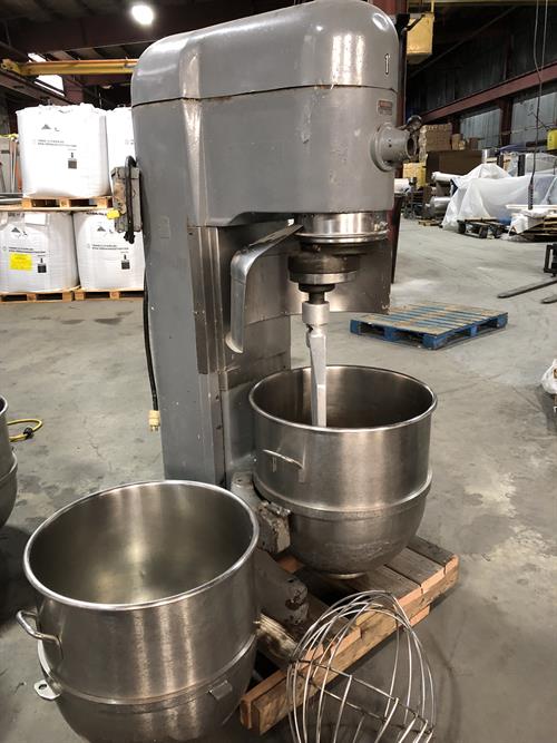 Hobart V1401 140 Quart Mixer