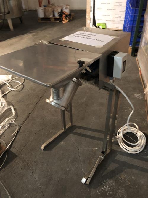 Sugar Mill Stainless Steel with 5” diameter rotor with plate